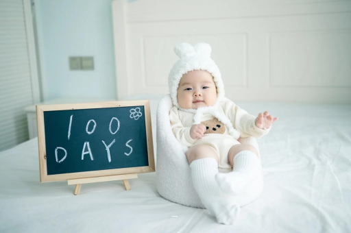 惠东七个月宝宝伸舌头